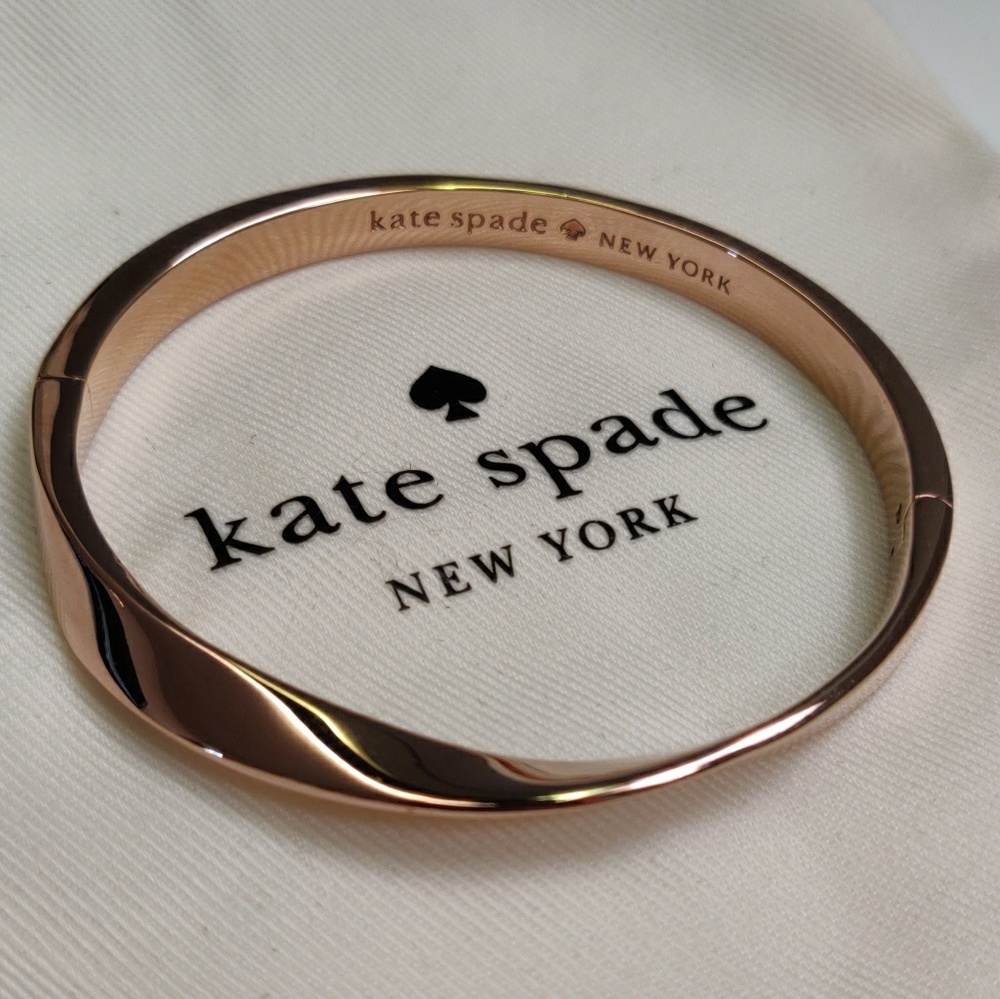 💲⬇️💖Kate Spade Rose Gold Twist Bangle